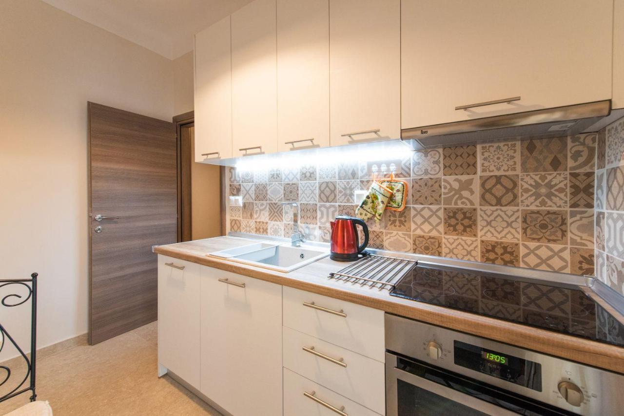 Апартаменты Apricot By Halu! Cozy Next To Agia Sophia Metro Station *